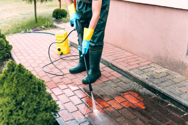 Best Pool Deck Cleaning in Elburn, IL